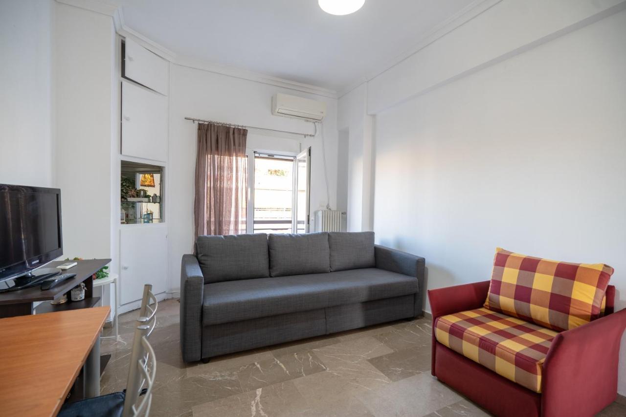 Dimotiko Theatro Metro St. 1 Bedroom 4 Pers. Flat พีเรียส ภายนอก รูปภาพ
