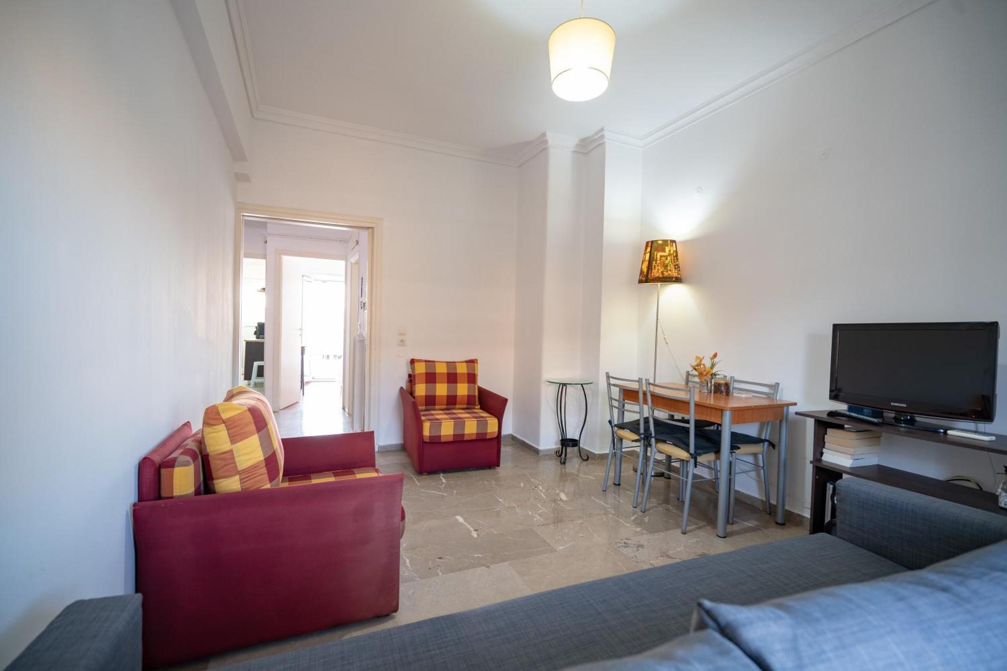 Dimotiko Theatro Metro St. 1 Bedroom 4 Pers. Flat พีเรียส ภายนอก รูปภาพ
