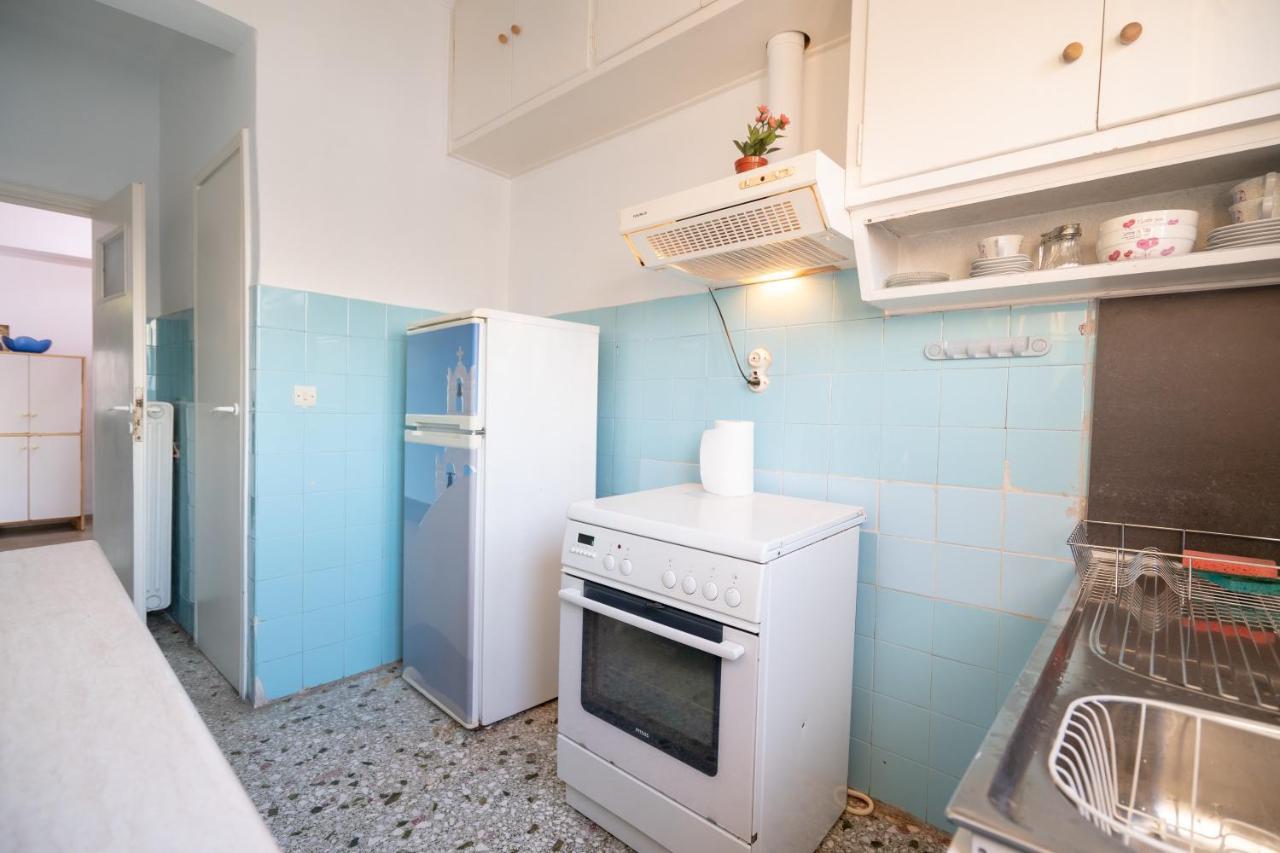 Dimotiko Theatro Metro St. 1 Bedroom 4 Pers. Flat พีเรียส ภายนอก รูปภาพ