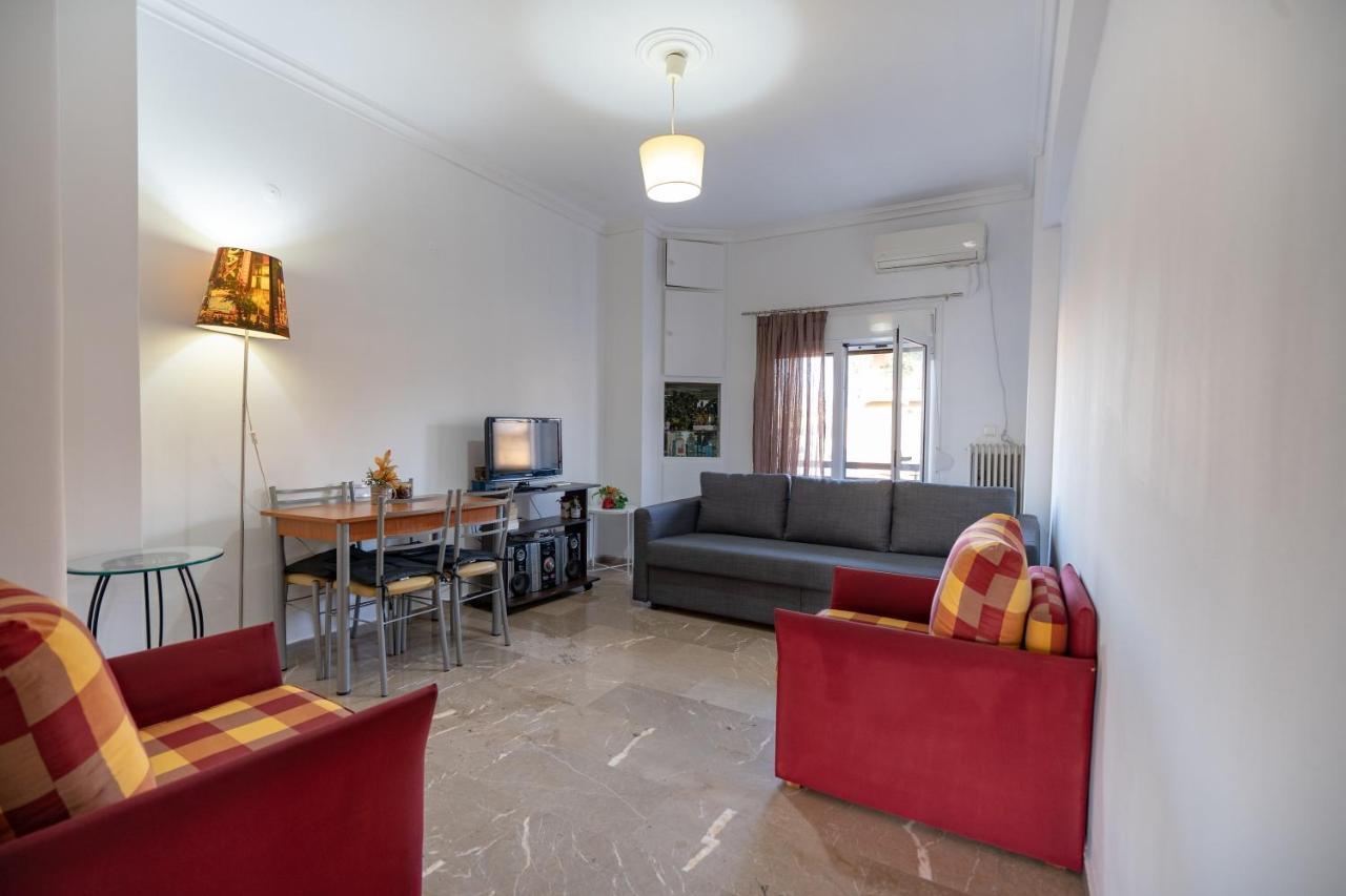 Dimotiko Theatro Metro St. 1 Bedroom 4 Pers. Flat พีเรียส ภายนอก รูปภาพ